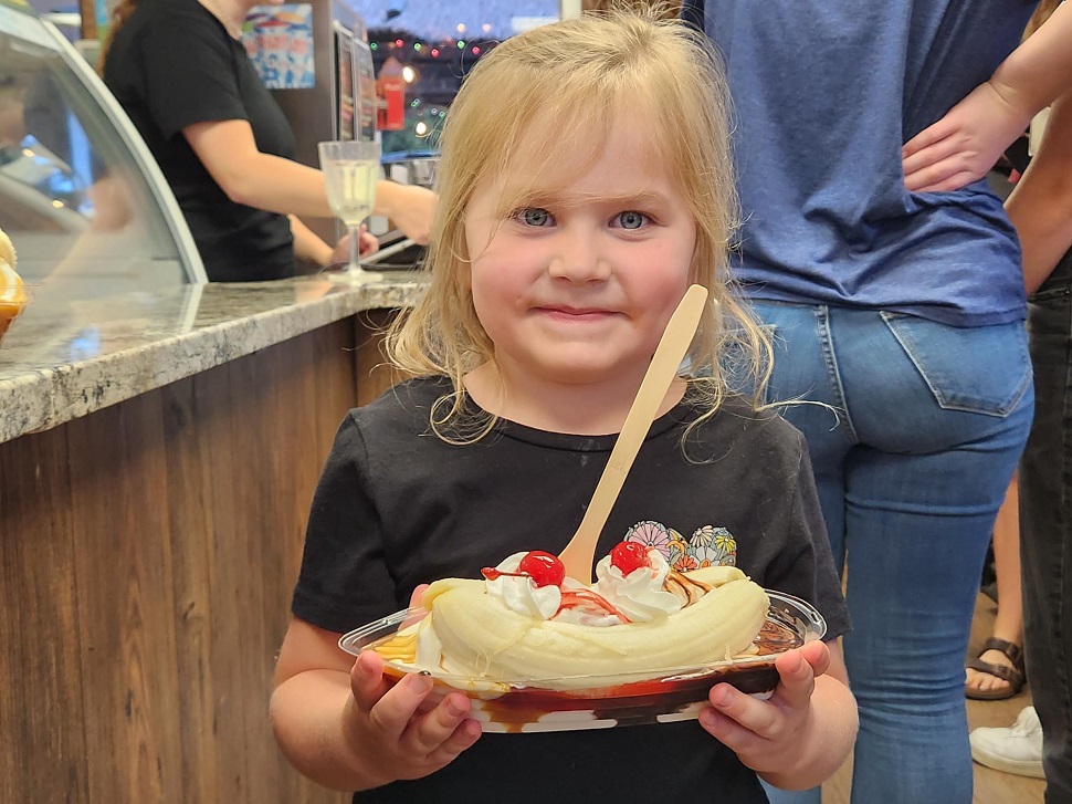 Dairy King serves up smiles and ice cream for Swift Current